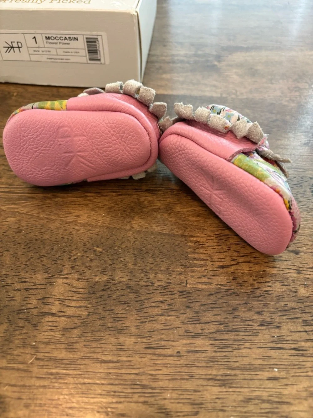 Freshly Picked Moccasin Flower Power size 1